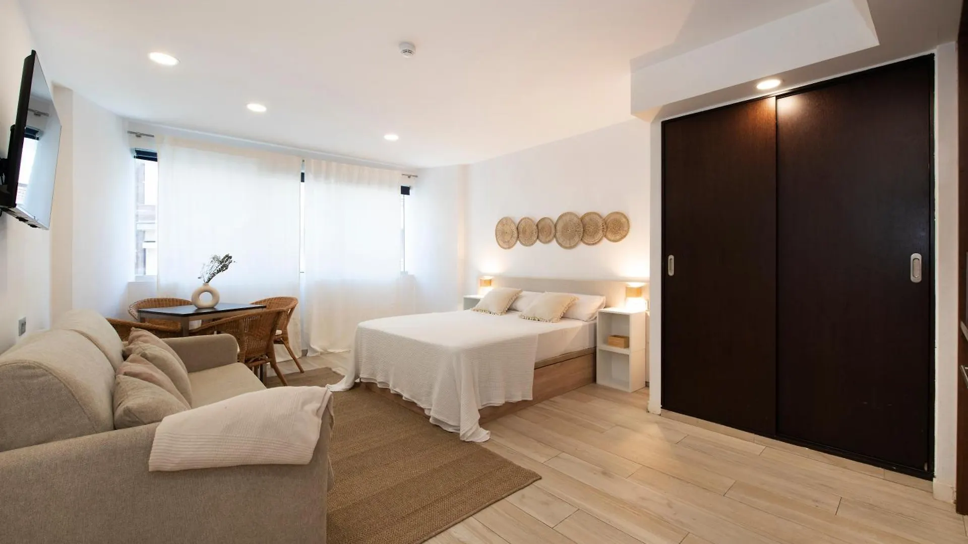 Aparthotel Centric Castelldefels